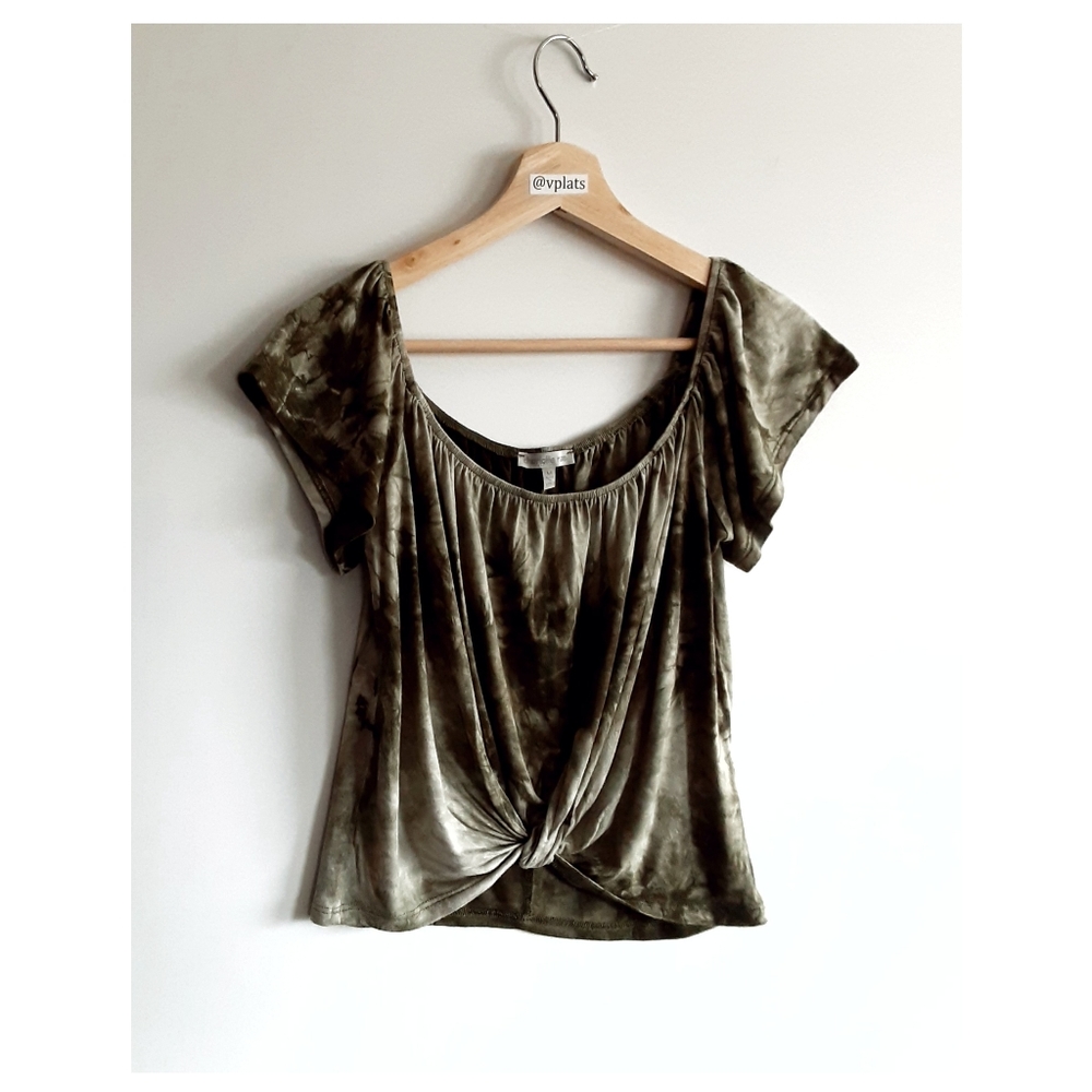 ▪︎Charlotte Russe▪︎Tie-Dye Crop Top